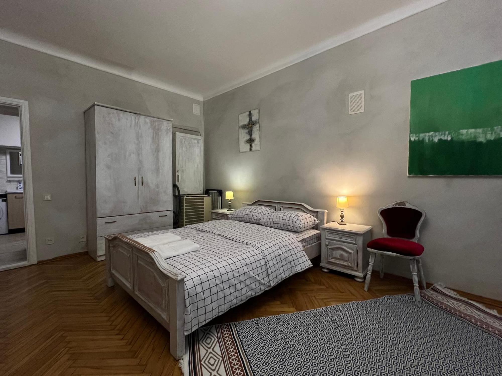 Loft-Style Apt On Virmenska Str Lviv Exterior photo